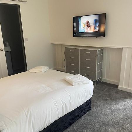 New Station Bed & Breakfast Нюпорт Екстериор снимка